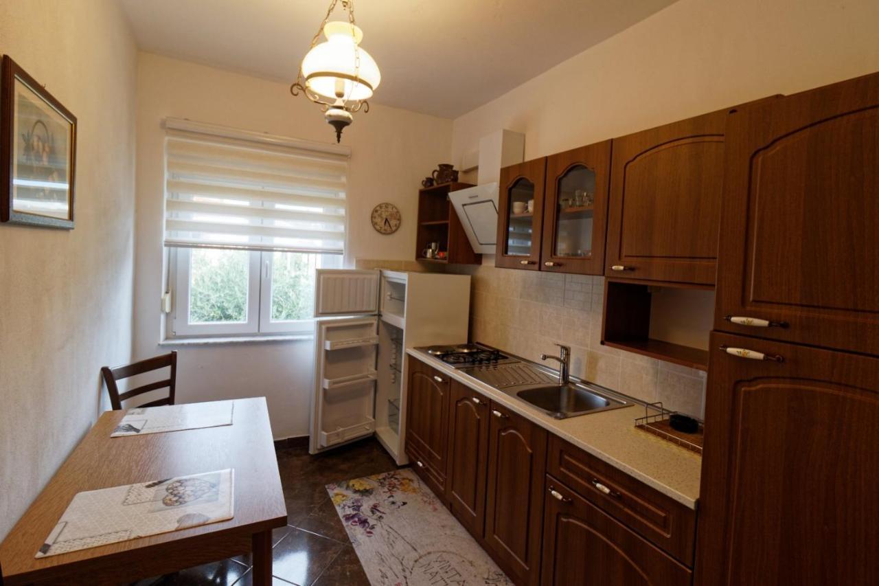 App Marin Apartment Šilo Exterior foto