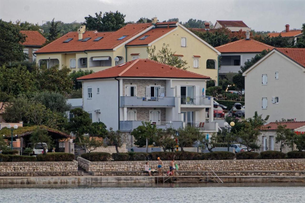App Marin Apartment Šilo Exterior foto